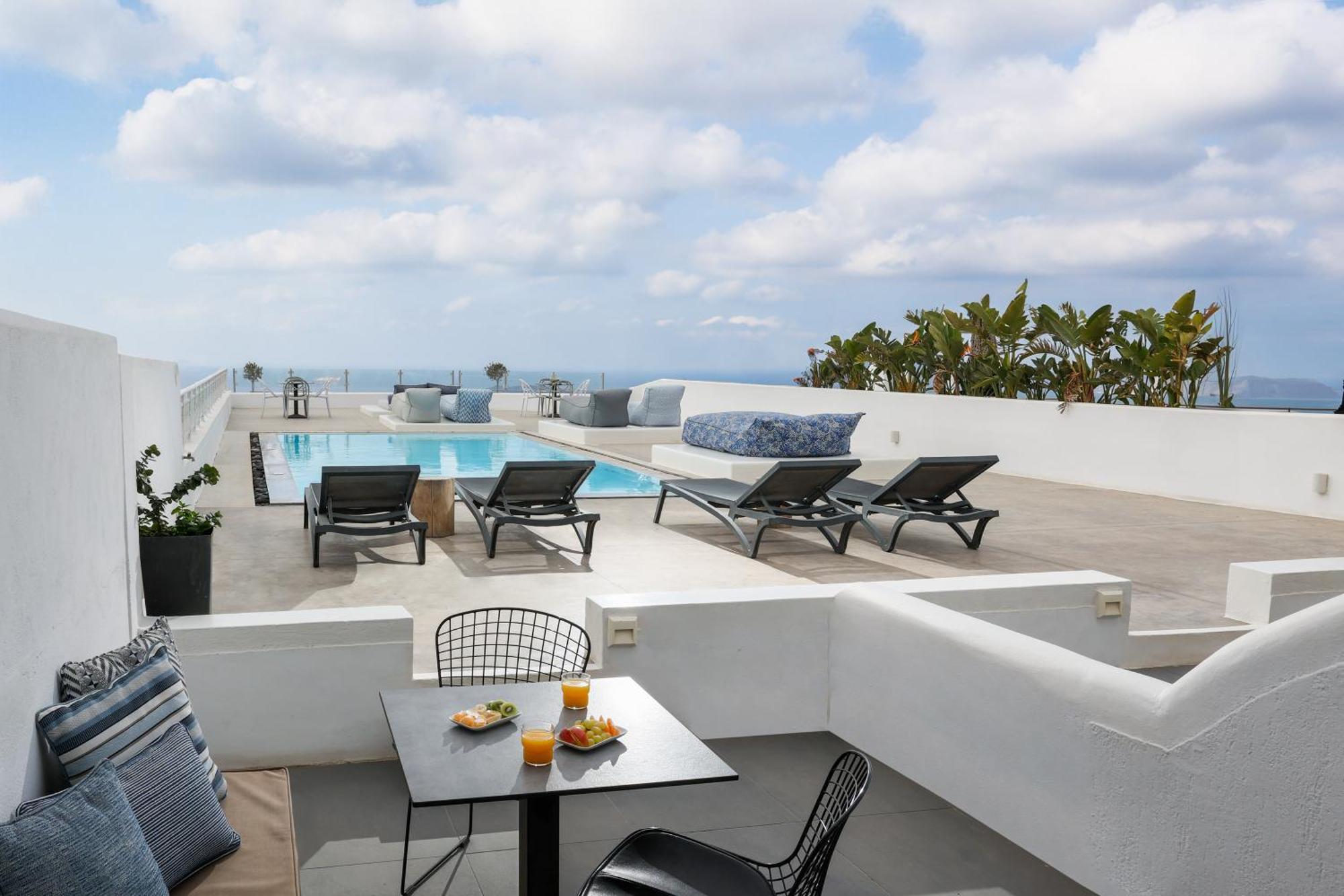 Amity Suites - Adults Only Тира Номер фото